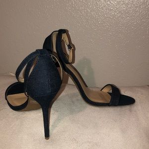 CUTE AND FUN JEAN HEELS